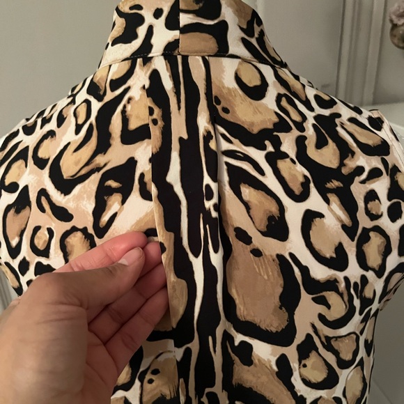 Babaton- Power blouse - Picture 4 of 6